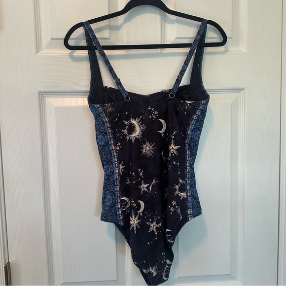 NWT Johnny Was Zolita Ruched Swimsuit - Picture 2 of 6